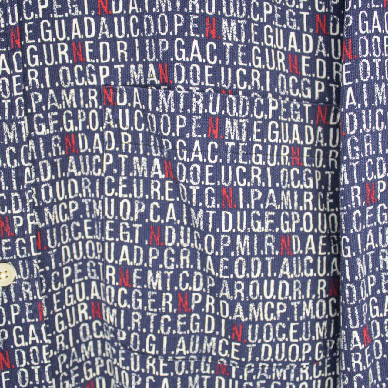 VINTAGE LONG-SLEEVE NAUTICA BUTTON-UP SHIRT - L