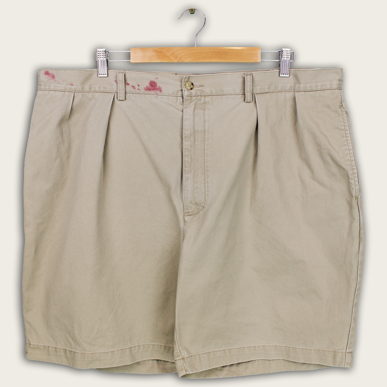 VINTAGE RALPH LAUREN PLEATED SHORTS - 42"