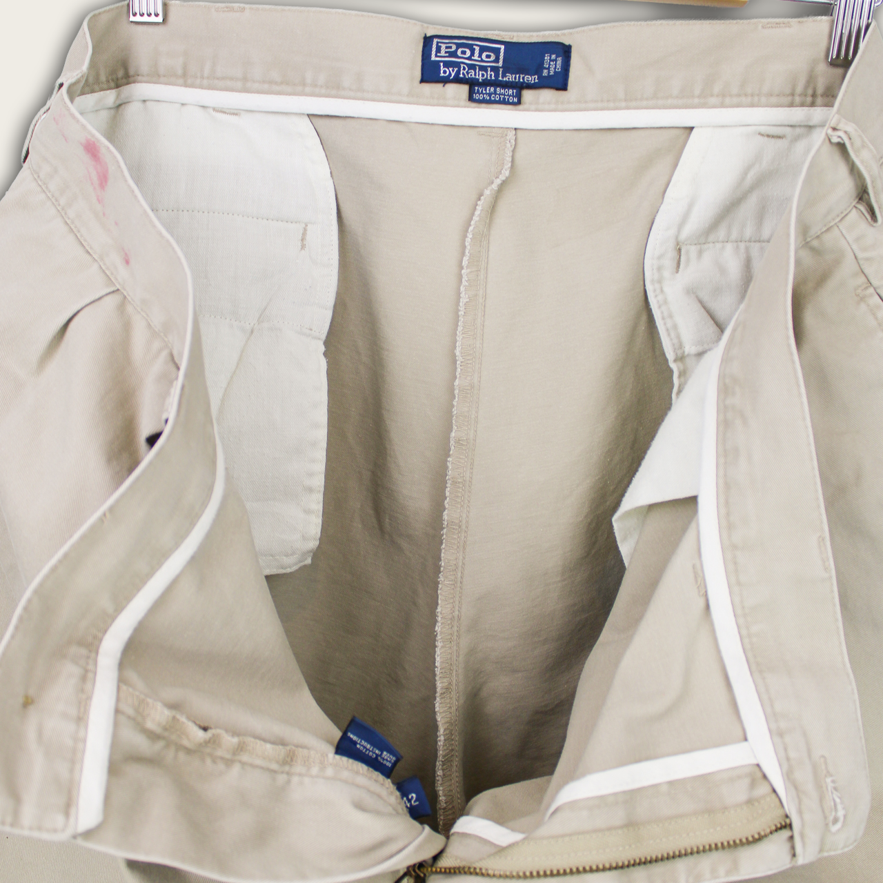 VINTAGE RALPH LAUREN PLEATED SHORTS - 42"