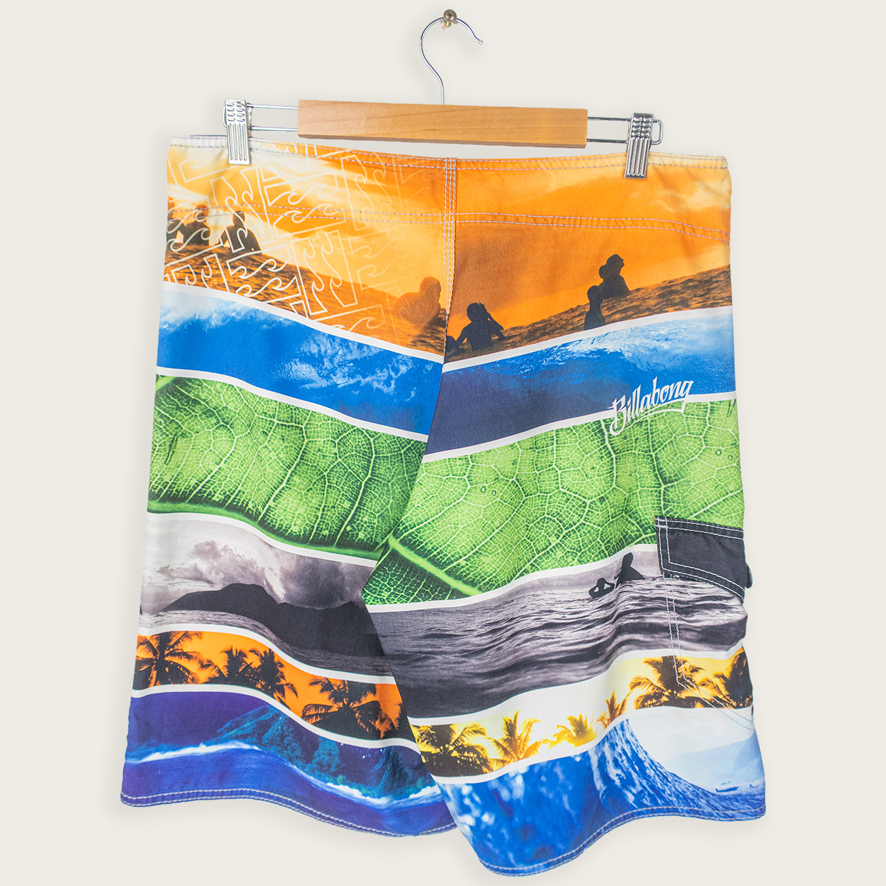 00's BILLABONG BOARD SHORTS - 34"