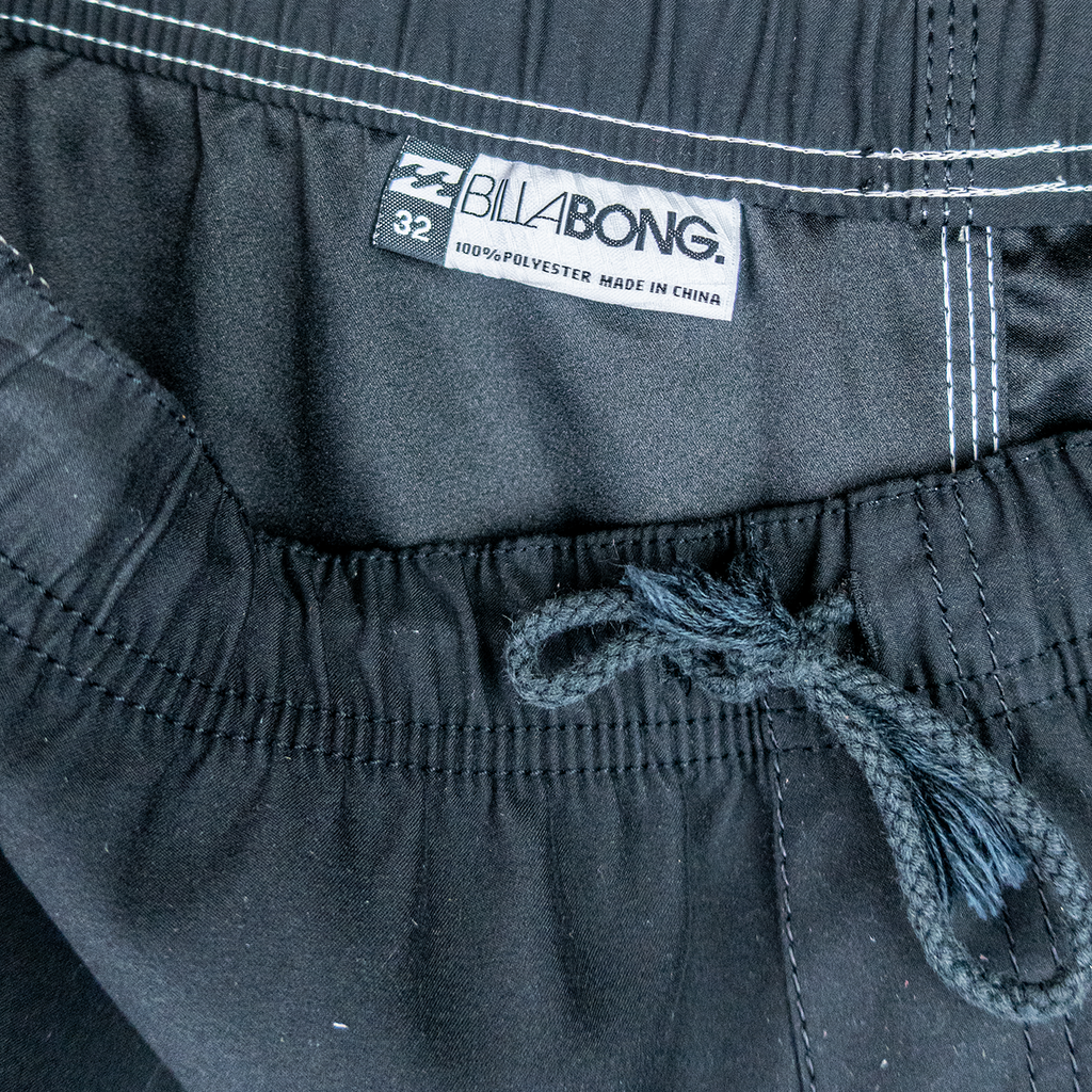 00's Billabong Board Shorts - 32"