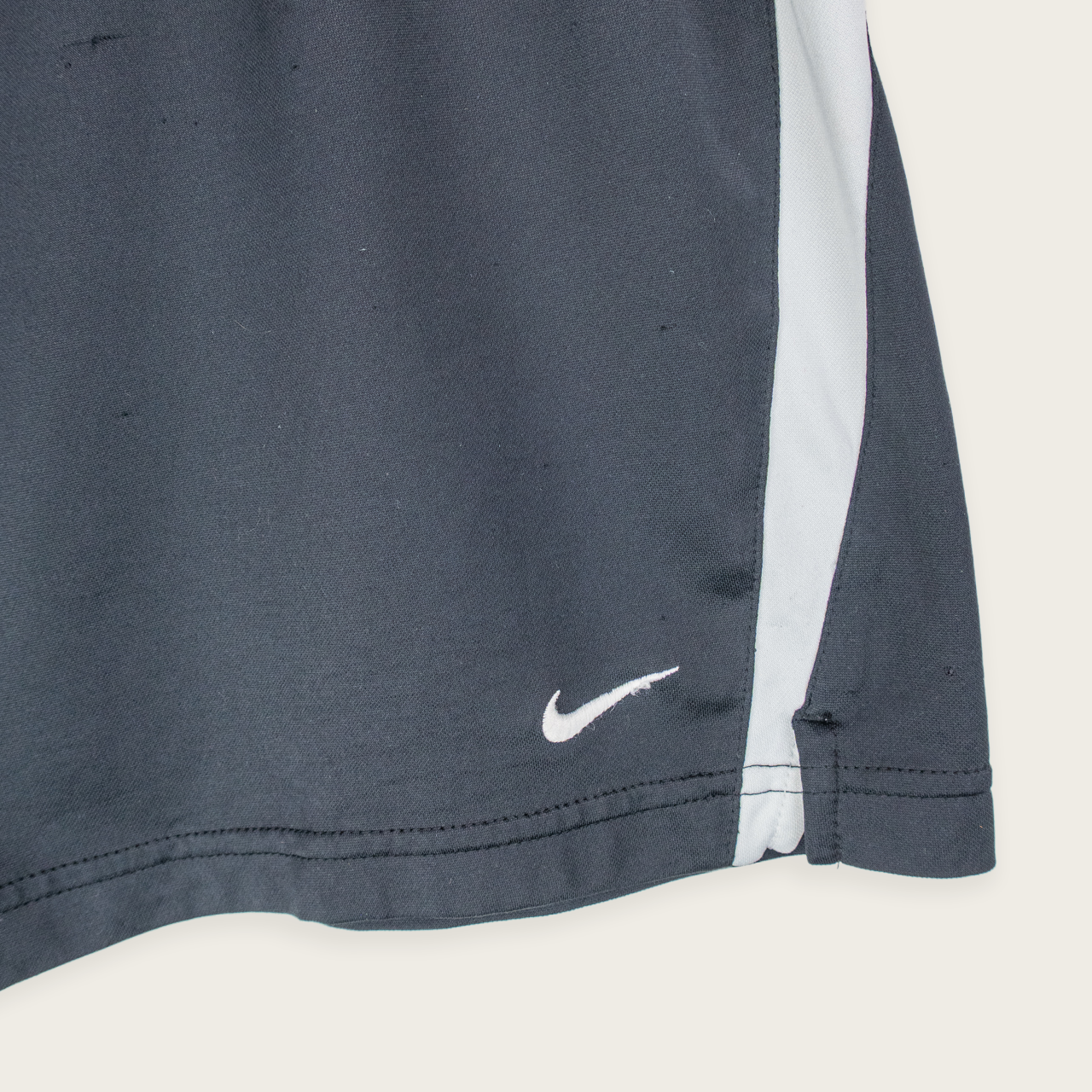 00's NIKE TRACK SHORTS - L