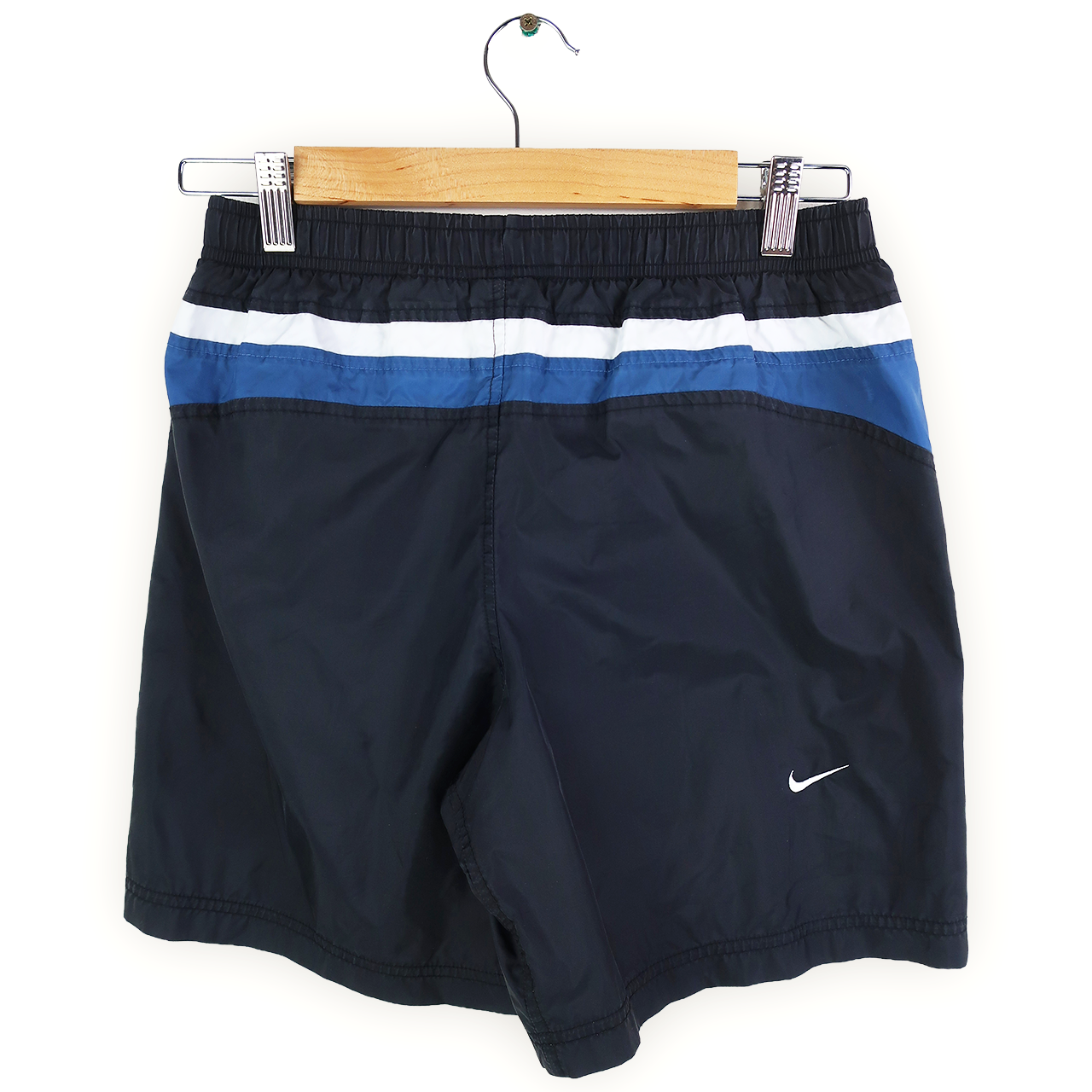 VINTAGE NIKE TRACK SHORTS - M