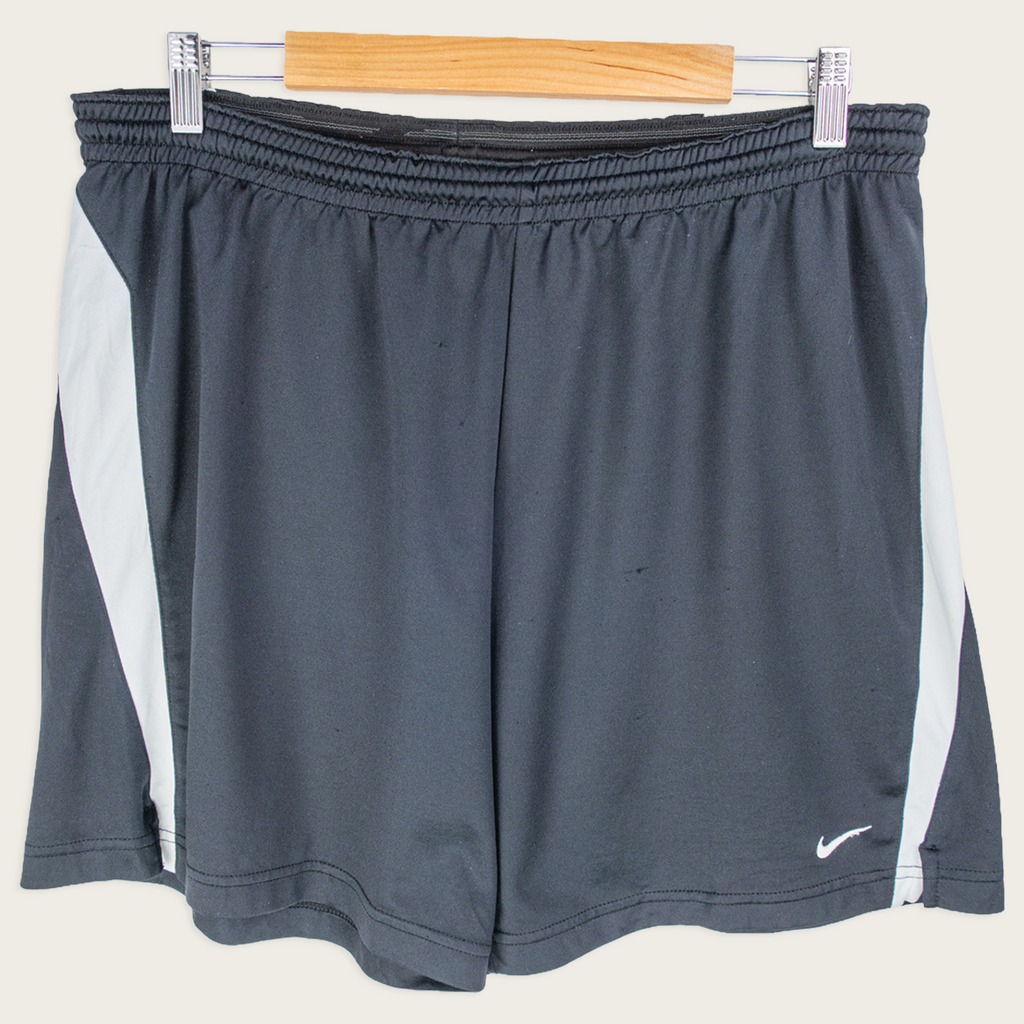 00's Nike Adjustable Track Shorts - L