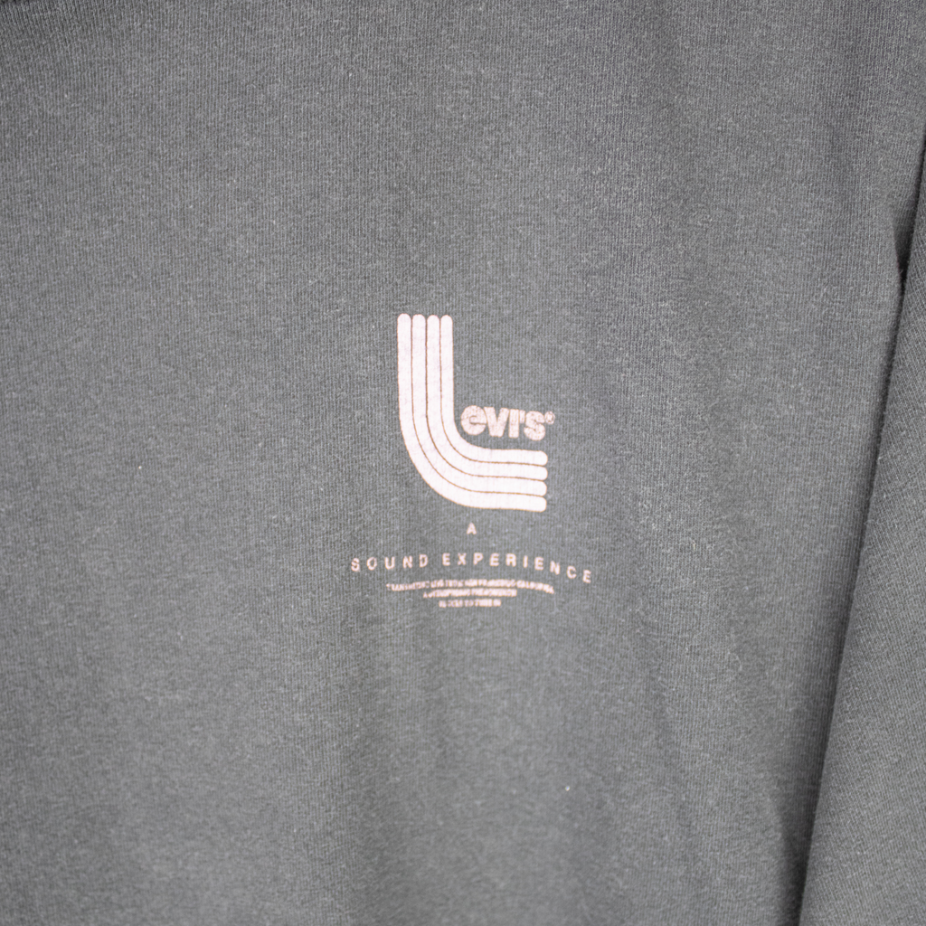 VINTAGE LEVI'S T-SHIRT - L