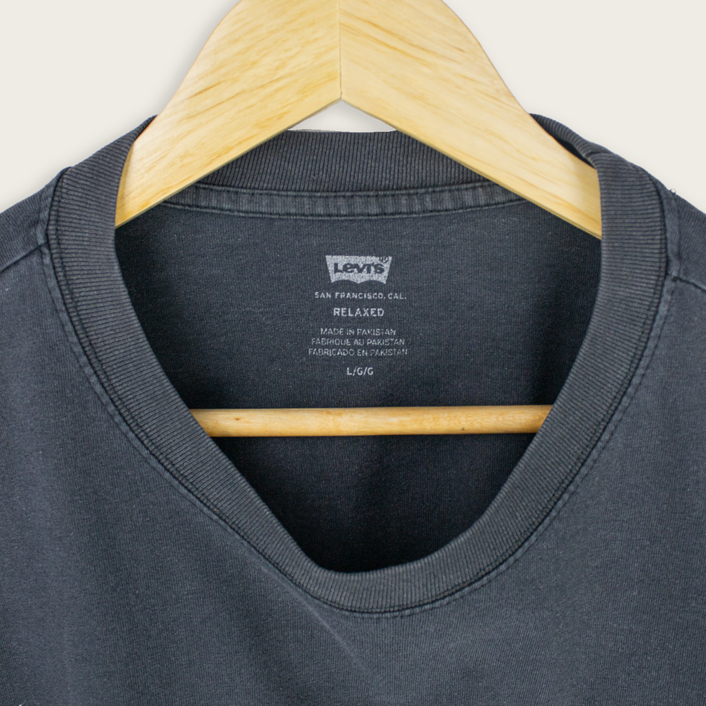 VINTAGE LEVI'S T-SHIRT - L