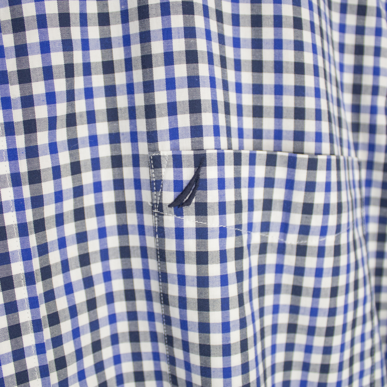 VINTAGE LONG-SLEEVE NAUTICA BUTTON-UP SHIRT - XXL