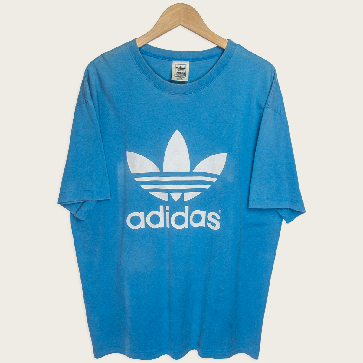 Adidas T-Shirt - L/XL