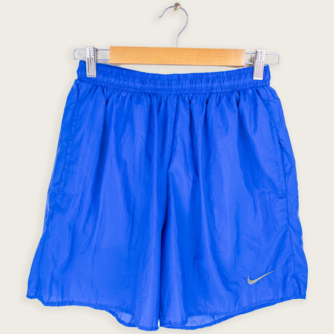 90's NIKE TRACK SHORTS - M