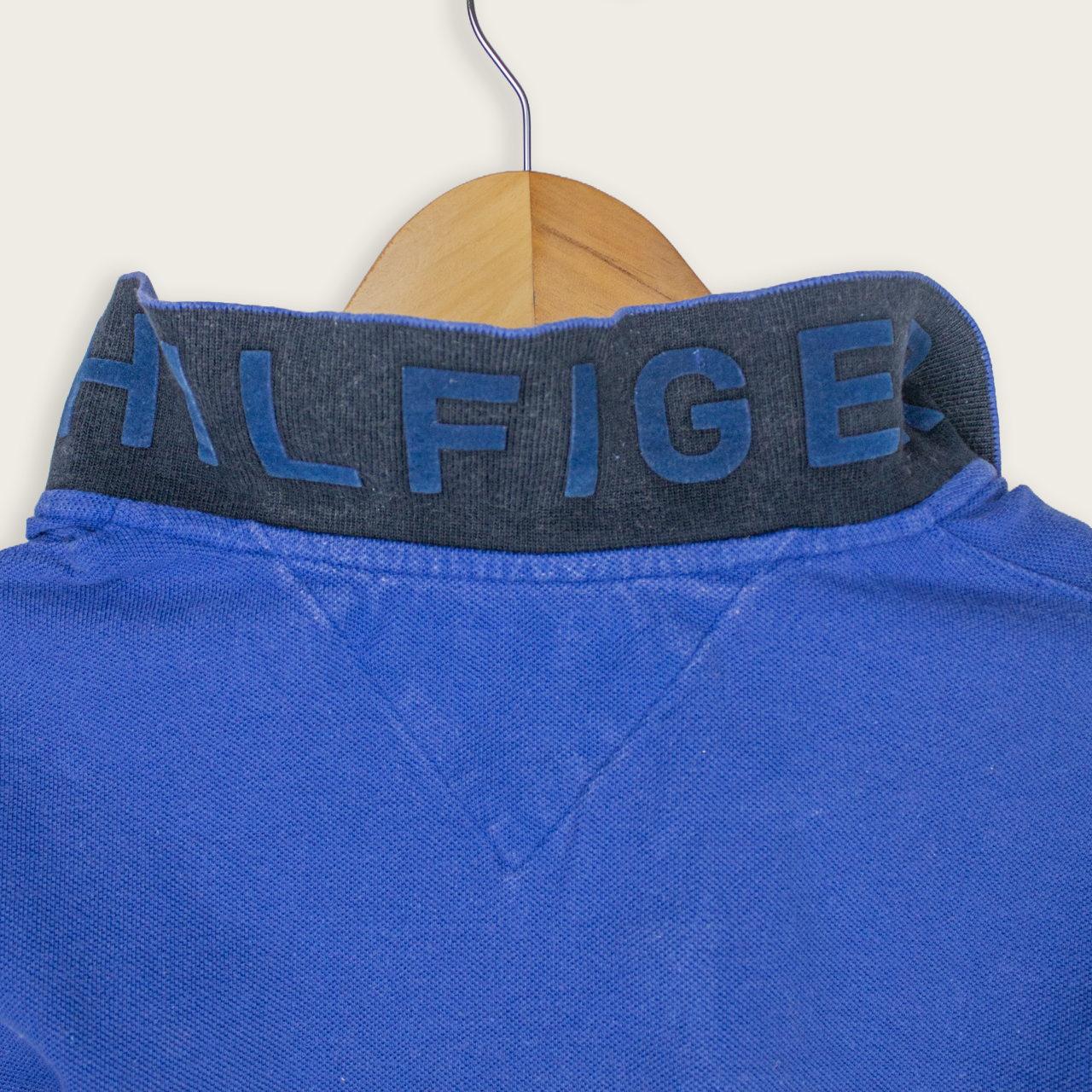 VINTAGE TOMMY HILFIGER POLO SHIRT - L