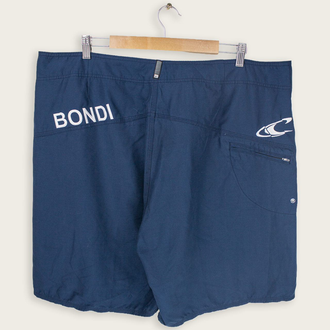 VINTAGE O'NEILL BOARD SHORTS - 40"