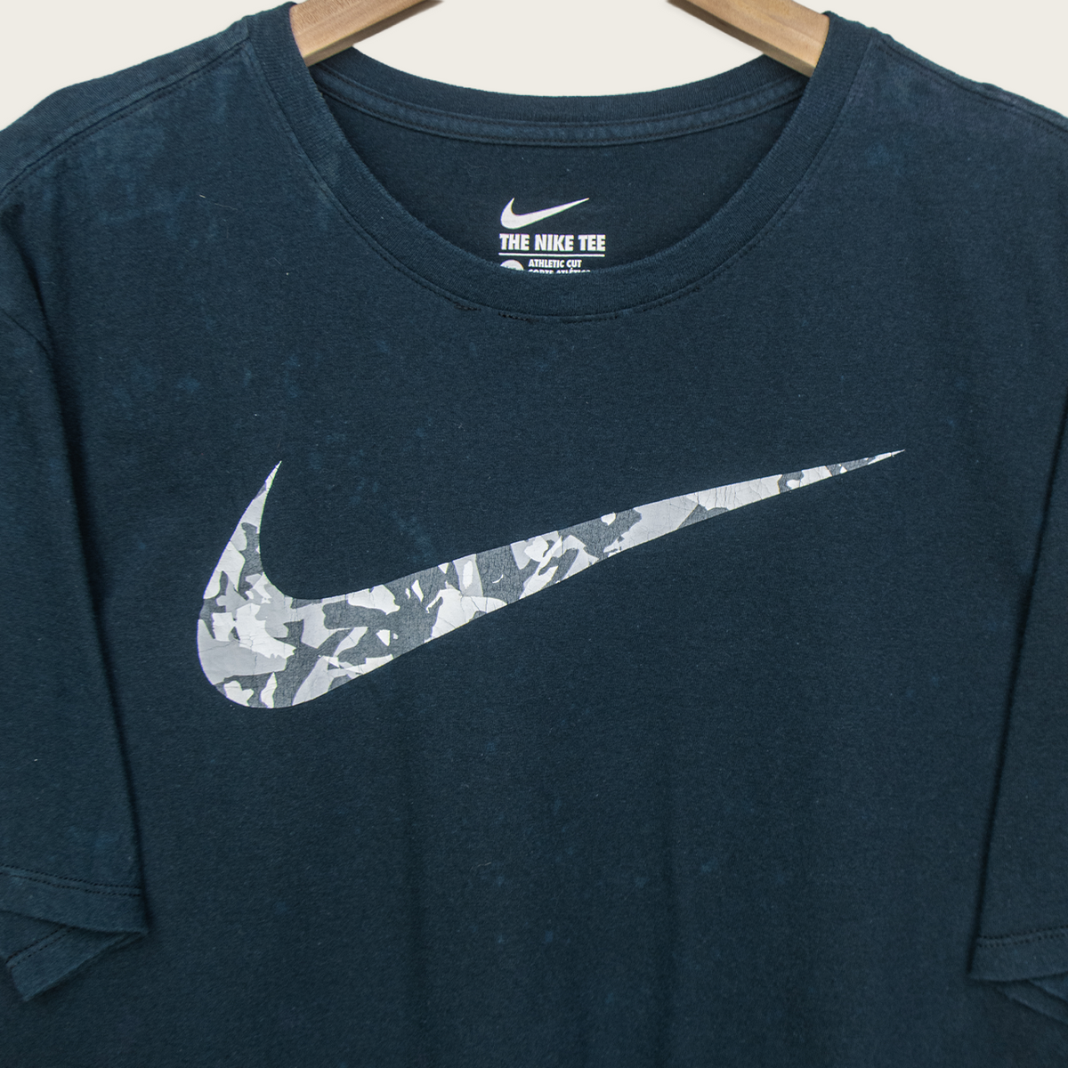 Nike T-Shirt - L/XL