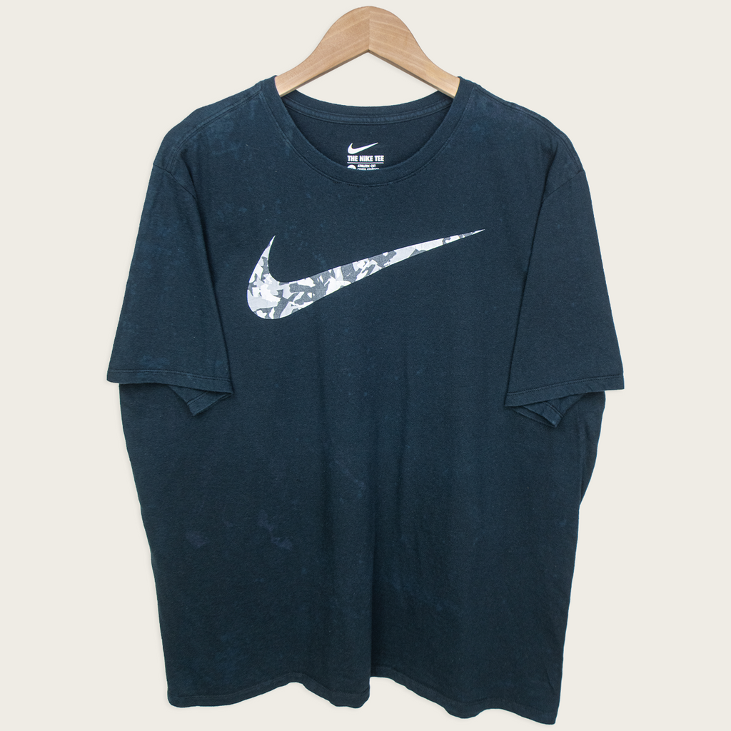 Nike T-Shirt - L/XL