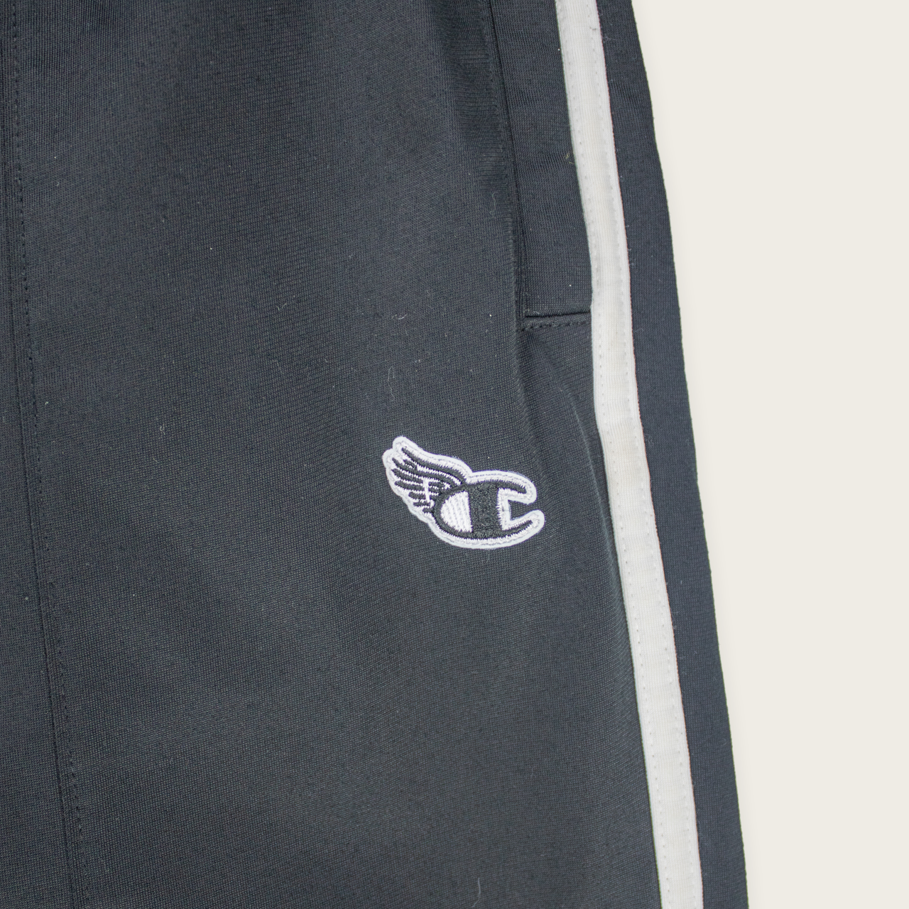 VINTAGE CHAMPION TRACK SHORTS - 28"