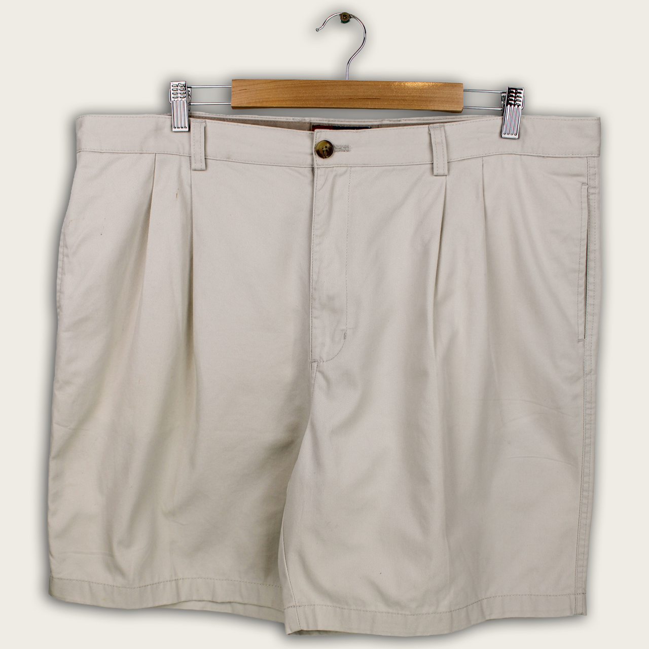 VINTAGE CHAPS SHORTS - 40"