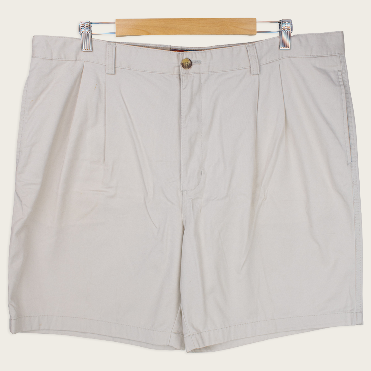 00's Chaps Pleated Tailored Shorts - 40"