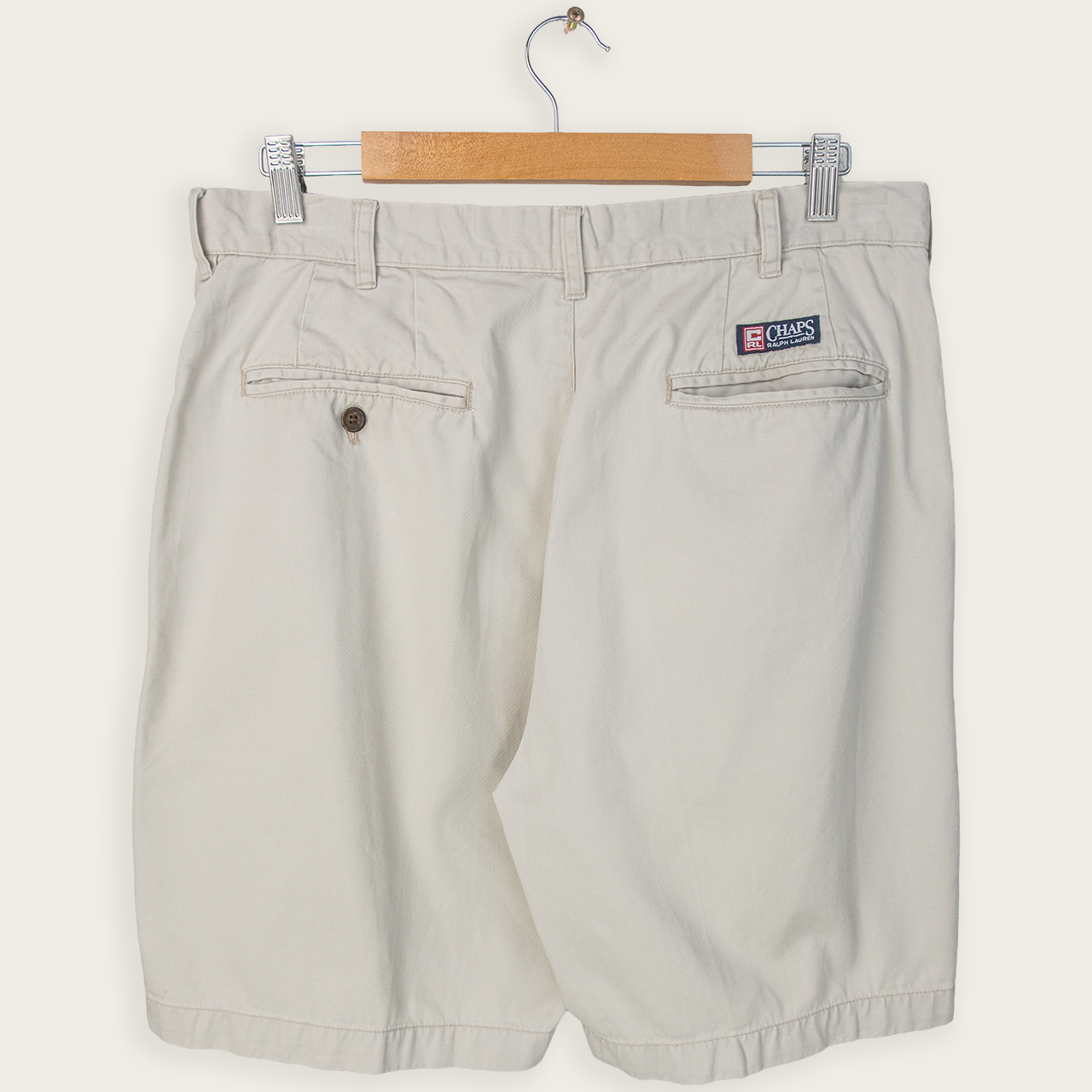 90's CHAPS RALPH LAUREN PLEATED SHORTS - 34"
