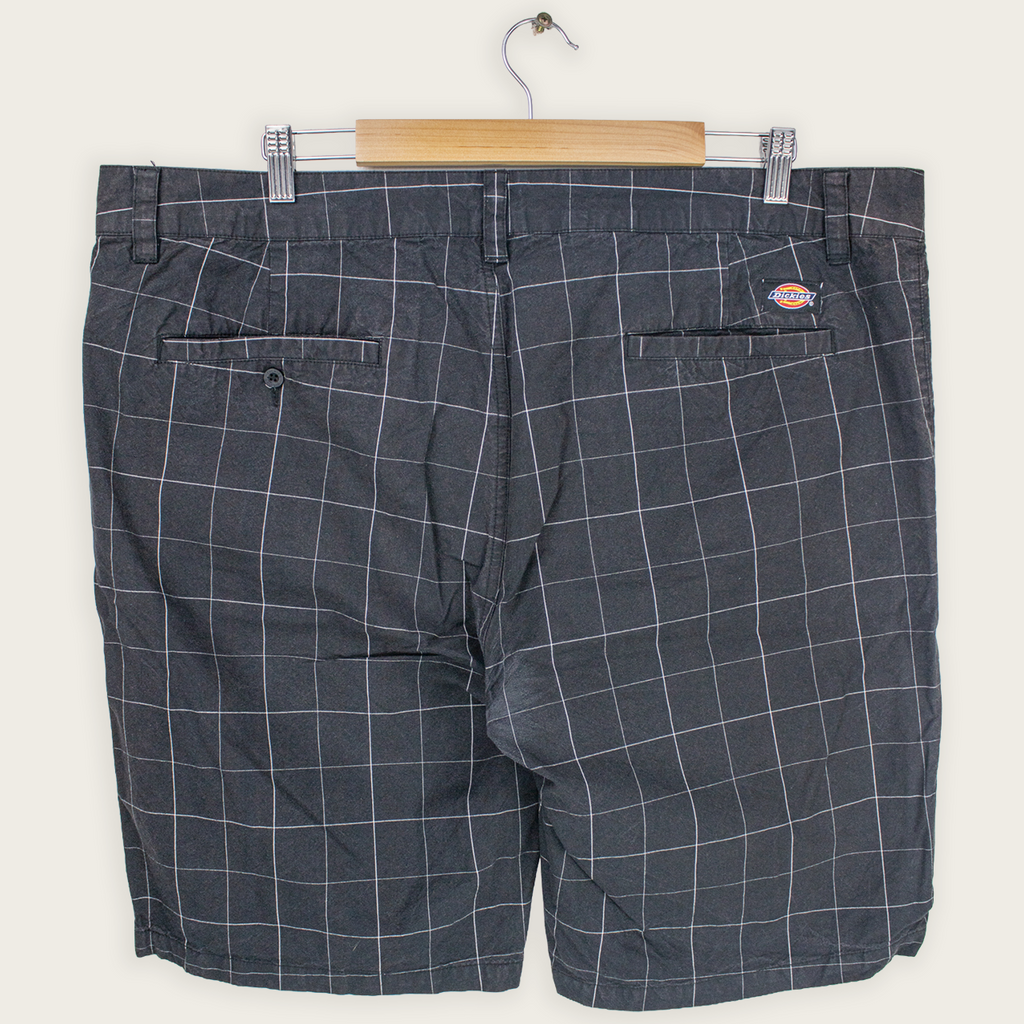 00's DICKIES CHECKERED SHORTS - 40"