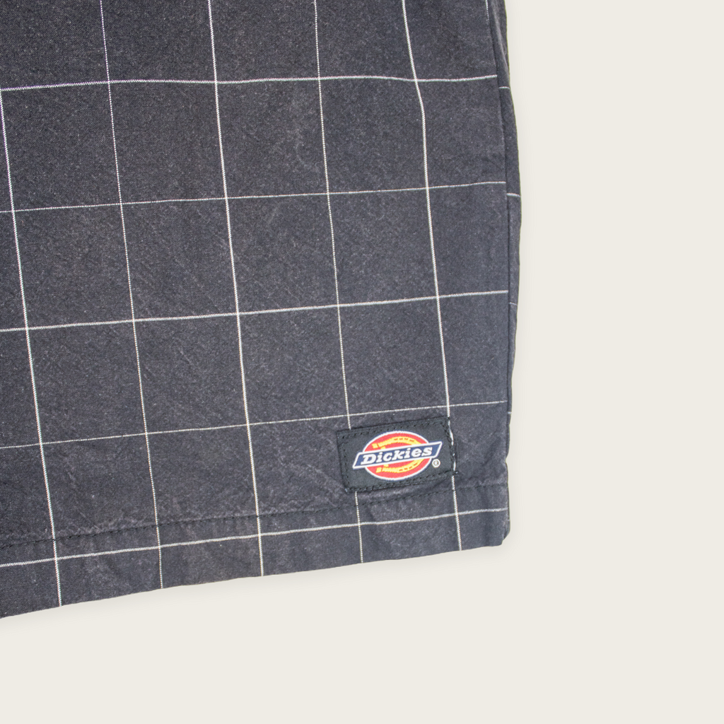 00's DICKIES CHECKERED SHORTS - 40"