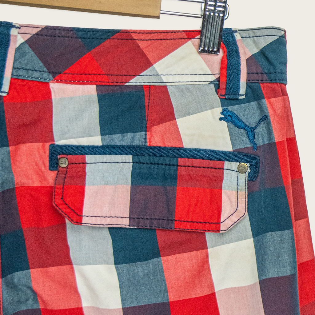 Puma Cargo Shorts - M