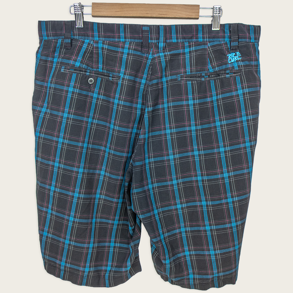 00s Rip Curl Plaid Shorts - XL