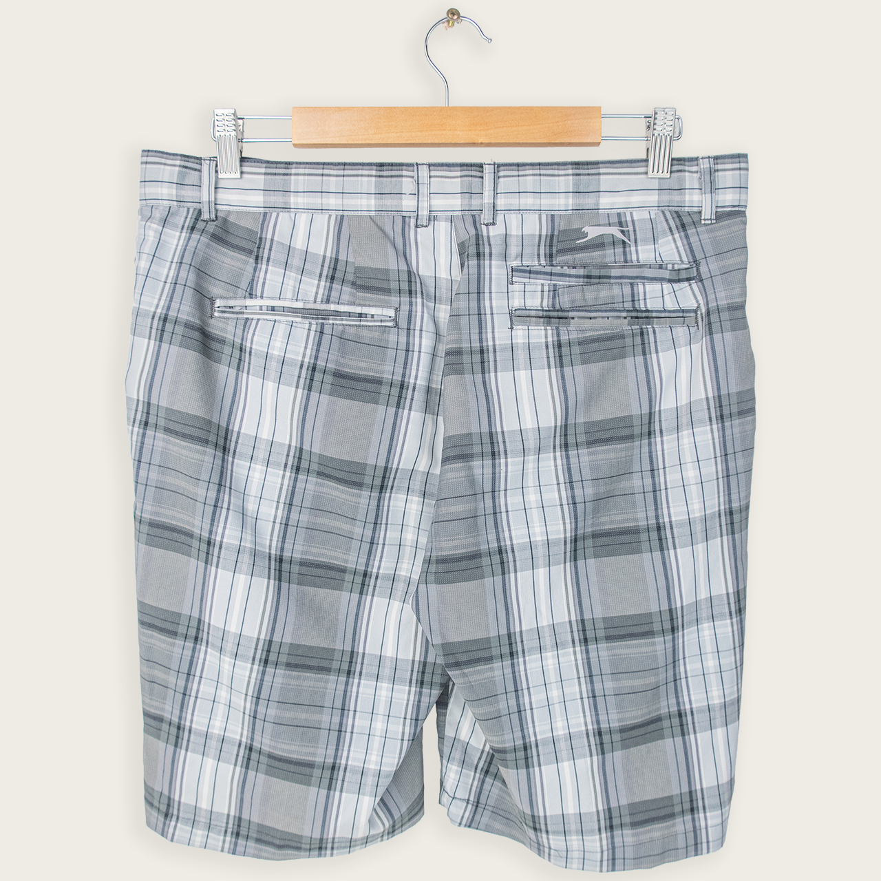 SLAZENGER CHECKERED SHORTS - 34"