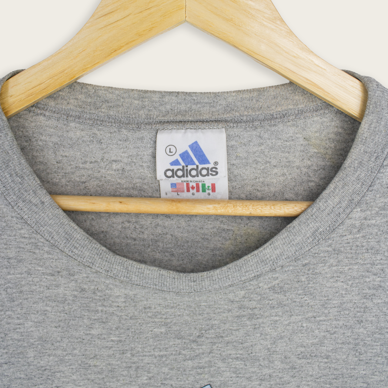 VINTAGE ADIDAS T-SHIRT - L