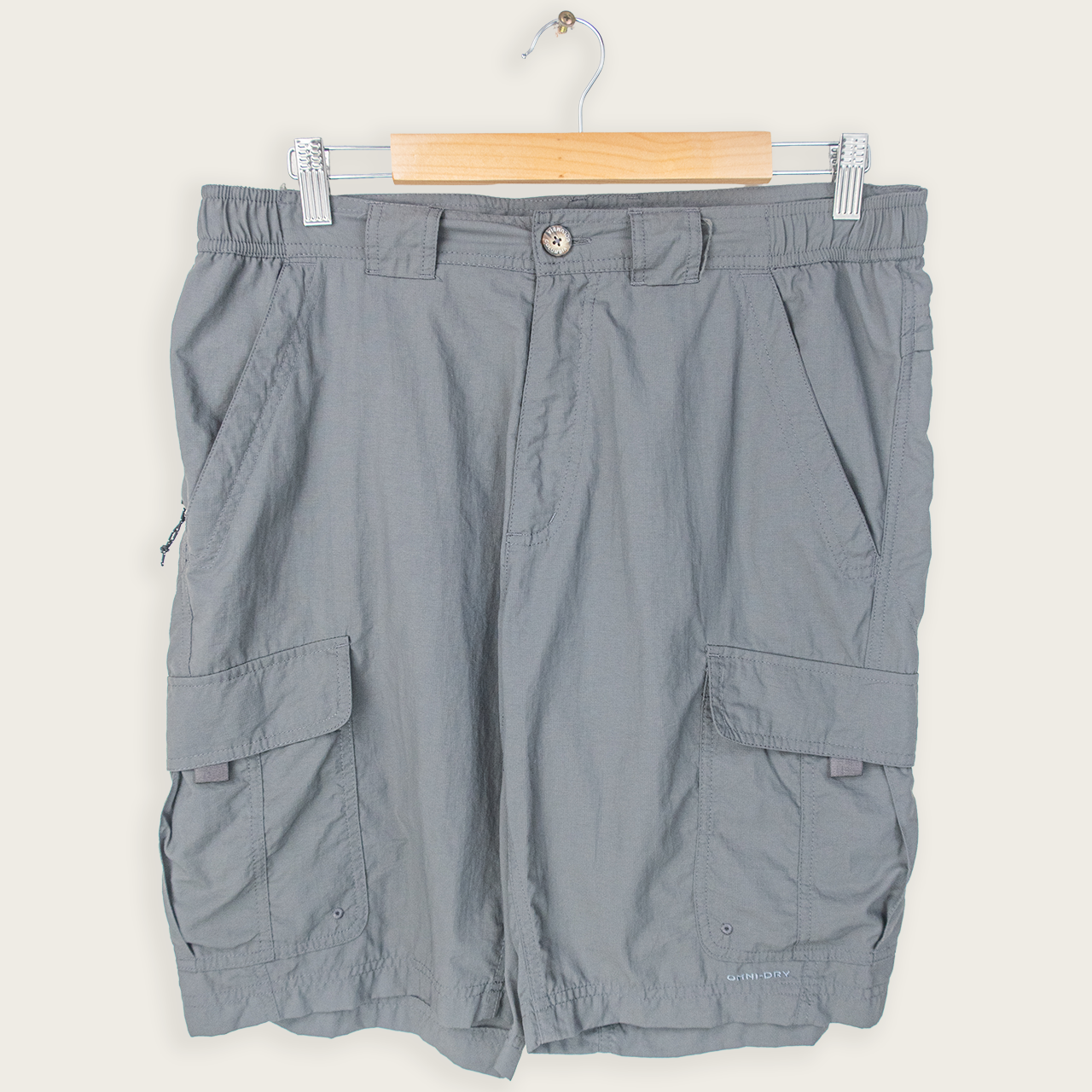 00's COLUMBIA LIGHTWEIGHT CARGO SHORTS - M