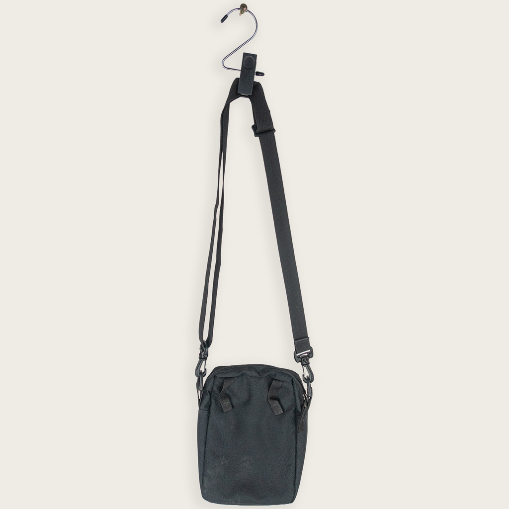 VINTAGE COLUMBIA BAG