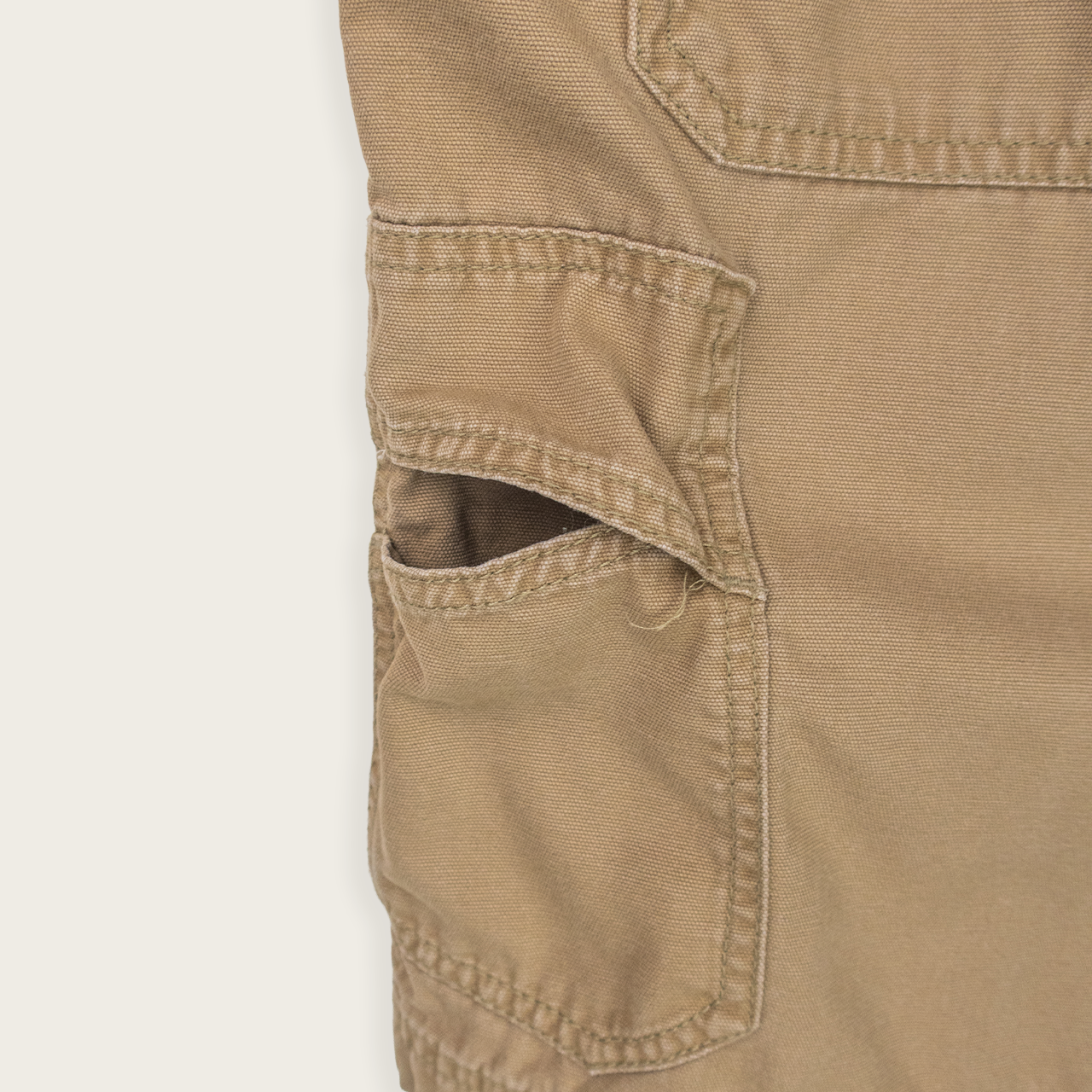 00's Columbia Sportswear Cargo Shorts - 34"