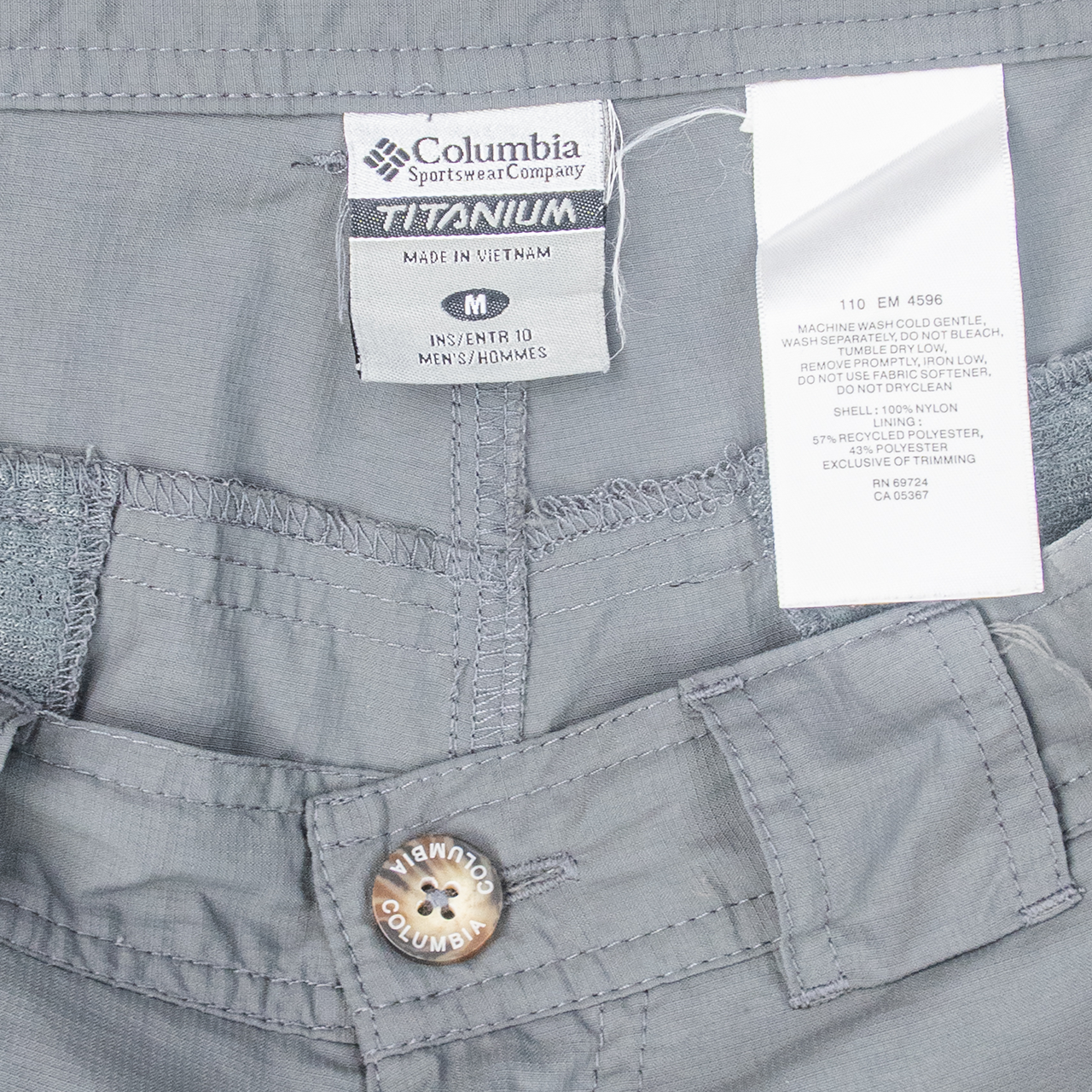 00's COLUMBIA LIGHTWEIGHT CARGO SHORTS - M