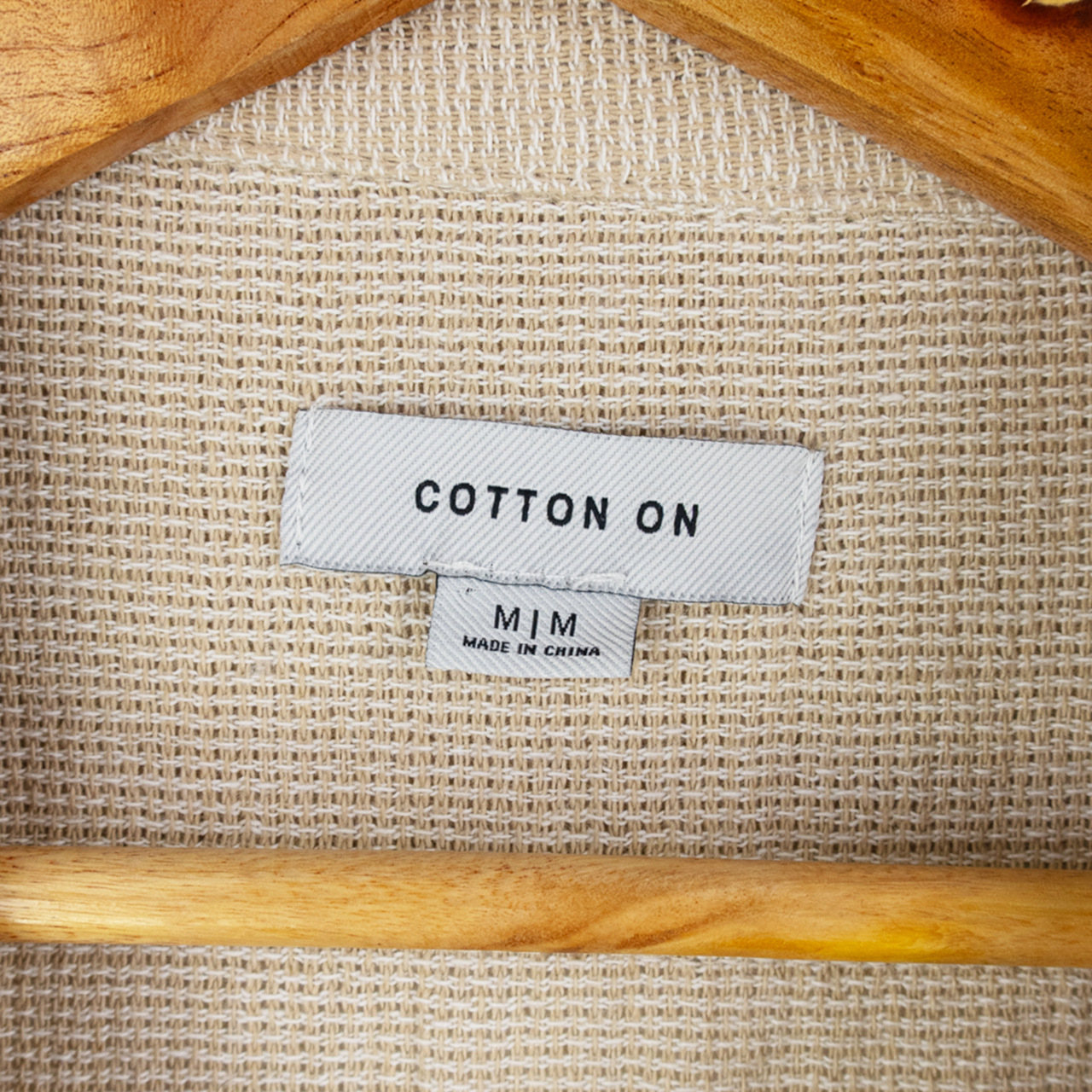 COTTON-ON BUTTON-UP SHIRT - M