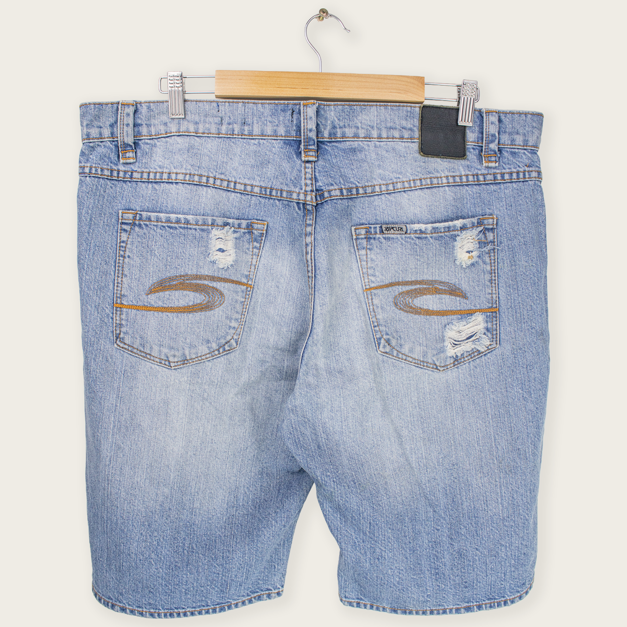 VINTAGE RIPCURL DENIM SHORTS - 38