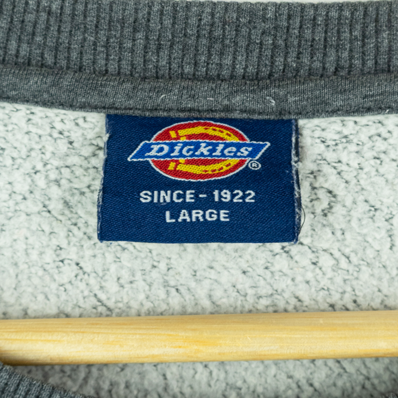 VINTAGE DICKIES SWEATER - L