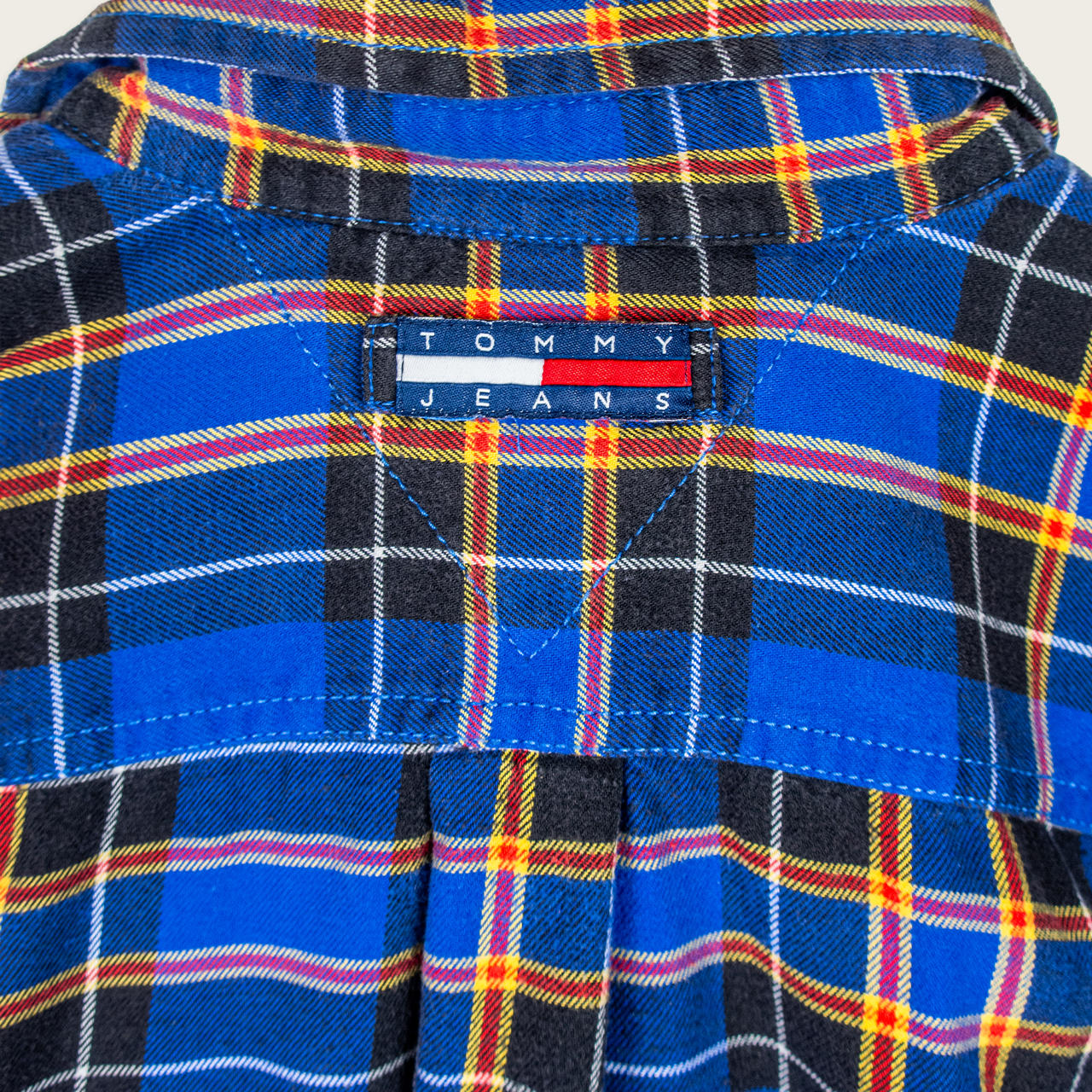 90's Tommy Hilfiger Long-Sleeve Flannel Button-Up Shirt - M