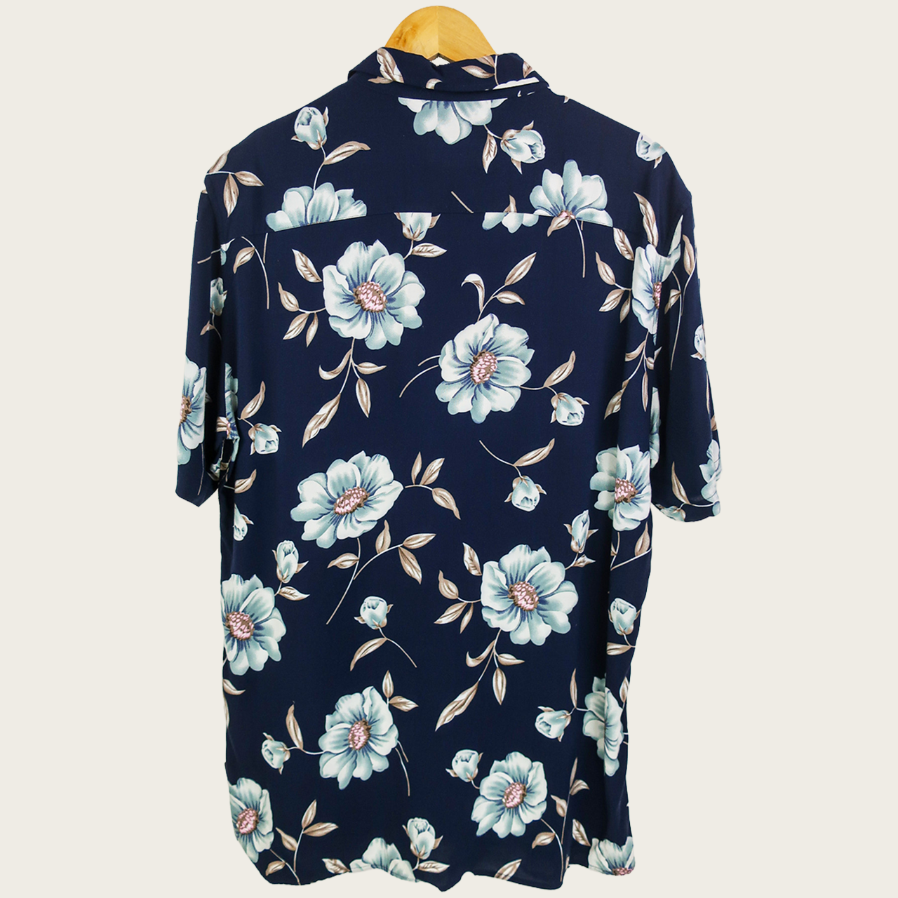 Barney Cools Button-Up Shirt - M