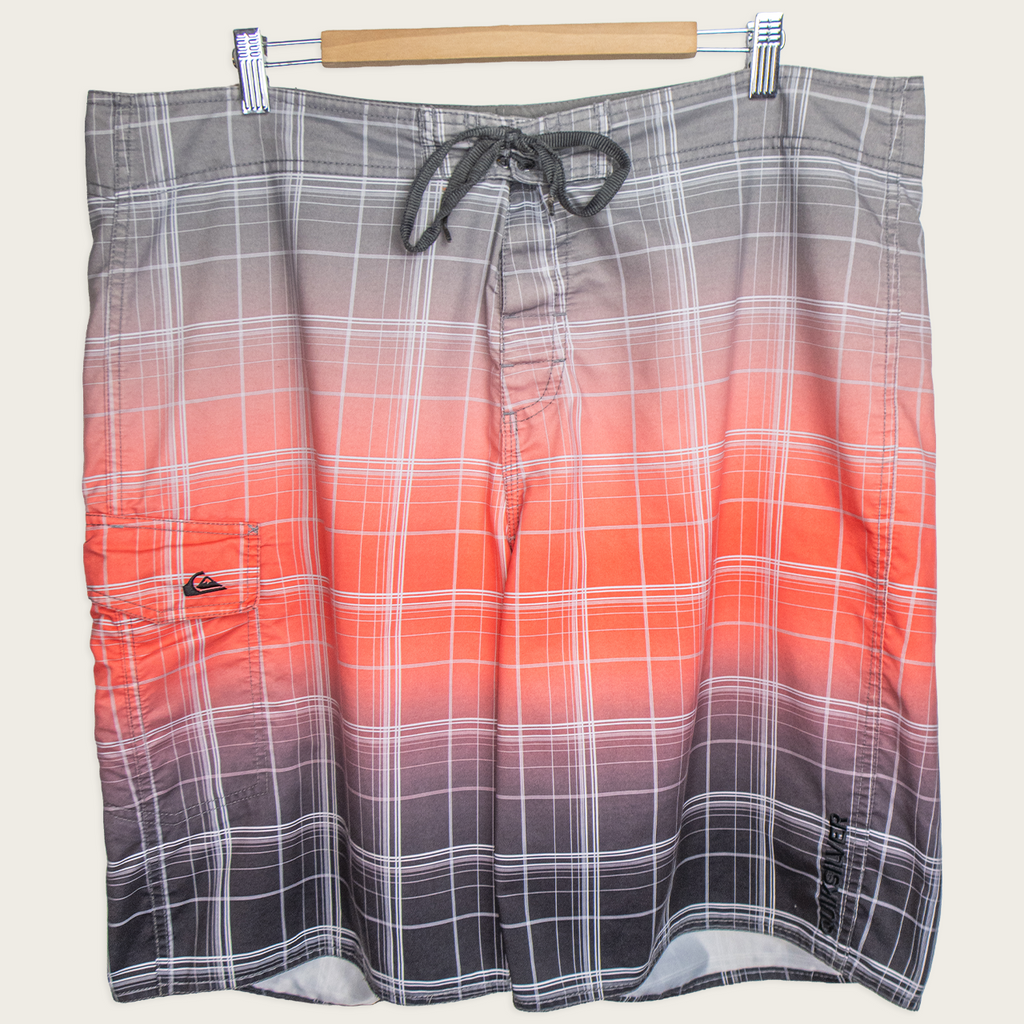 Quiksilver Board Shorts - XL/XXL