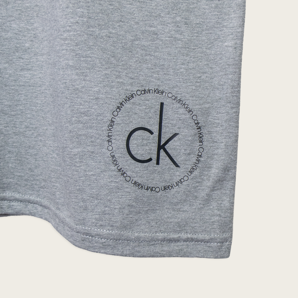 Calvin Klein T-Shirt - L