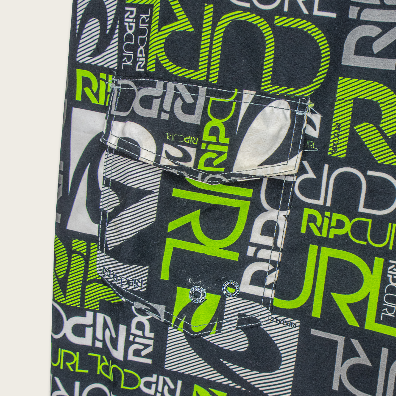 00s Rip Curl Board Shorts - XL/XXL