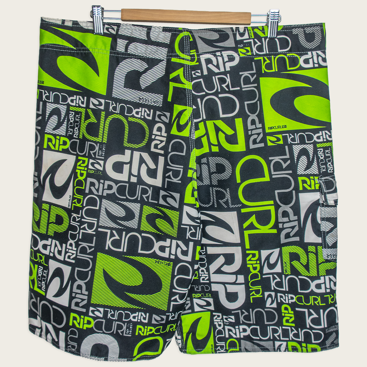 00s Rip Curl Board Shorts - XL/XXL