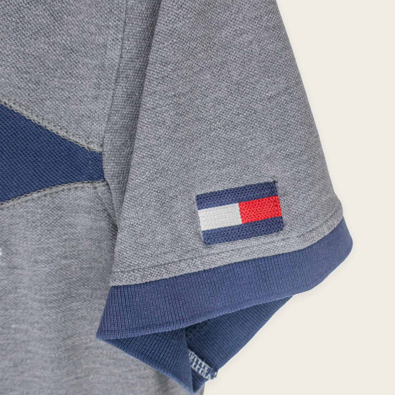 TOMMY HILFIGER POLO SHIRT - L