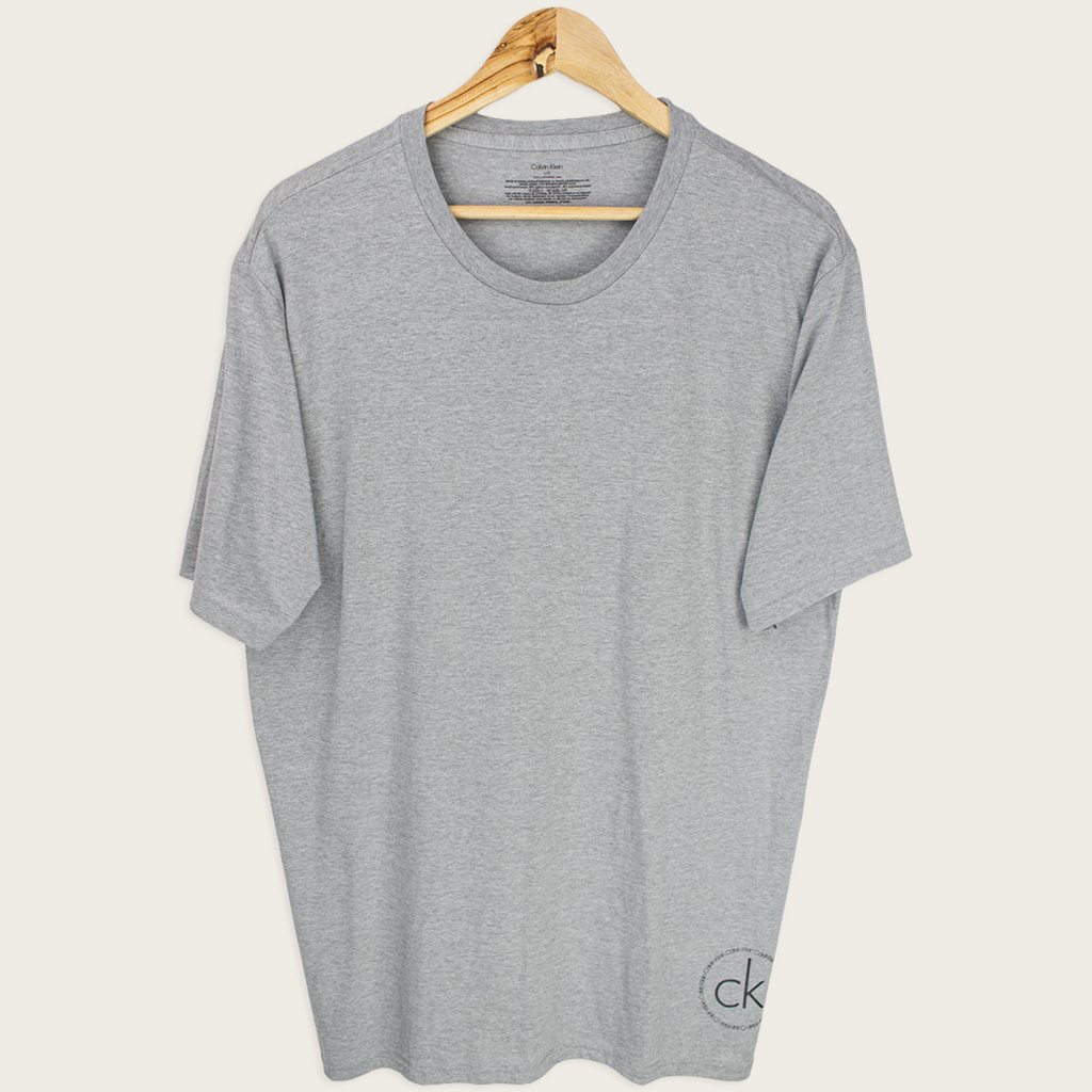 Calvin Klein T-Shirt - L