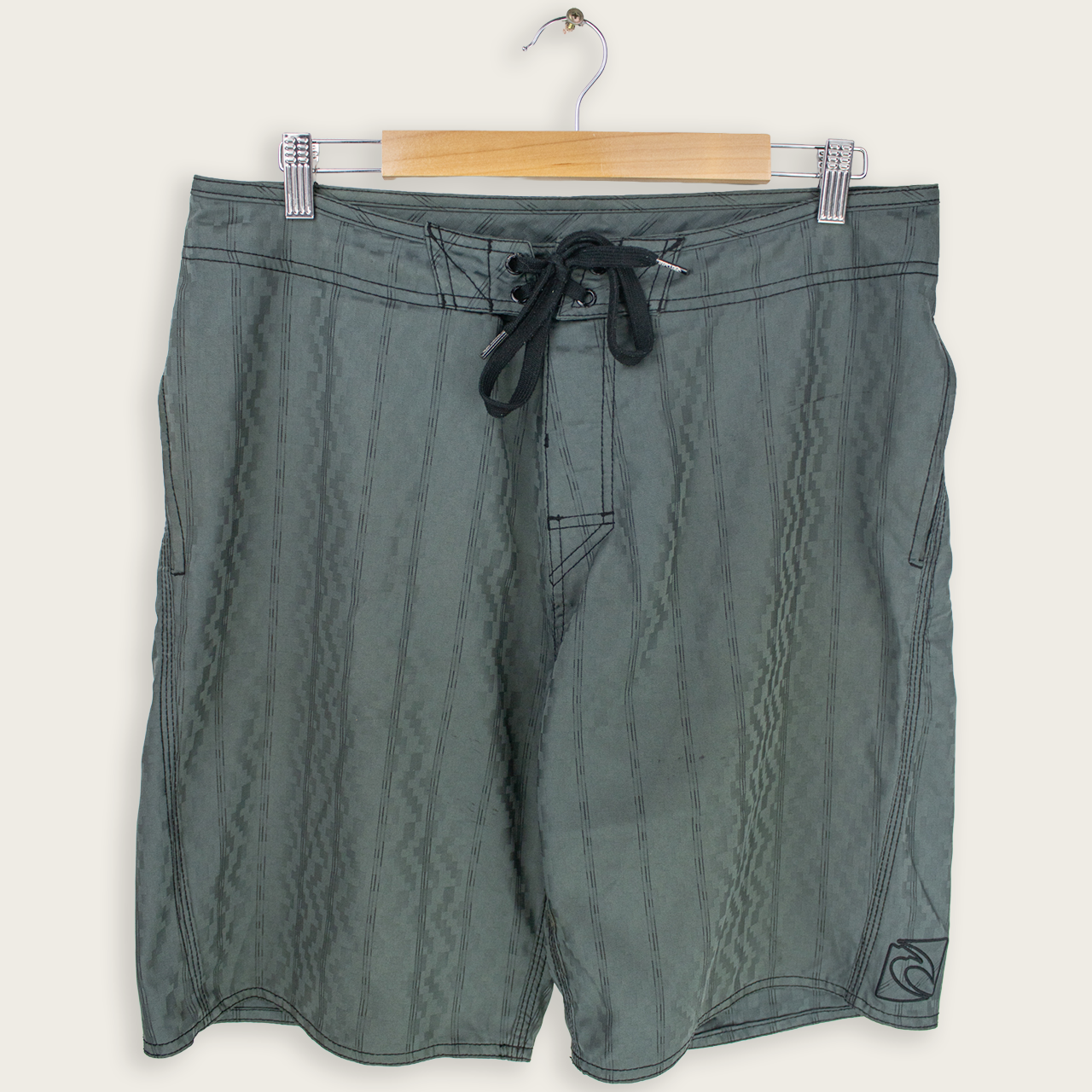 VINTAGE RIPCURL BOARD SHORTS - 34"