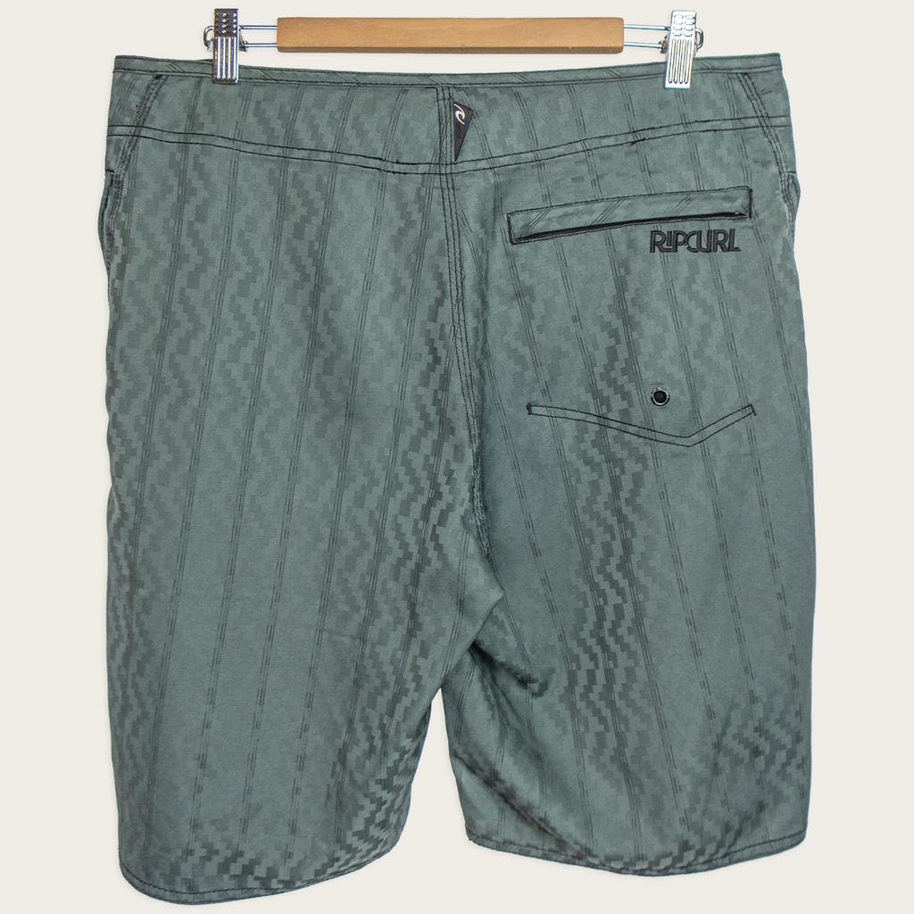 Ripcurl Board Shorts - M/L