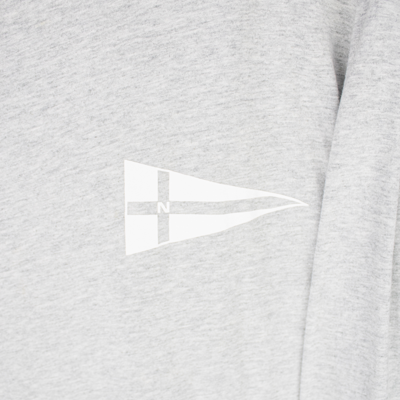 VINTAGE LONG-SLEEVE NAUTICA T-SHIRT - XL