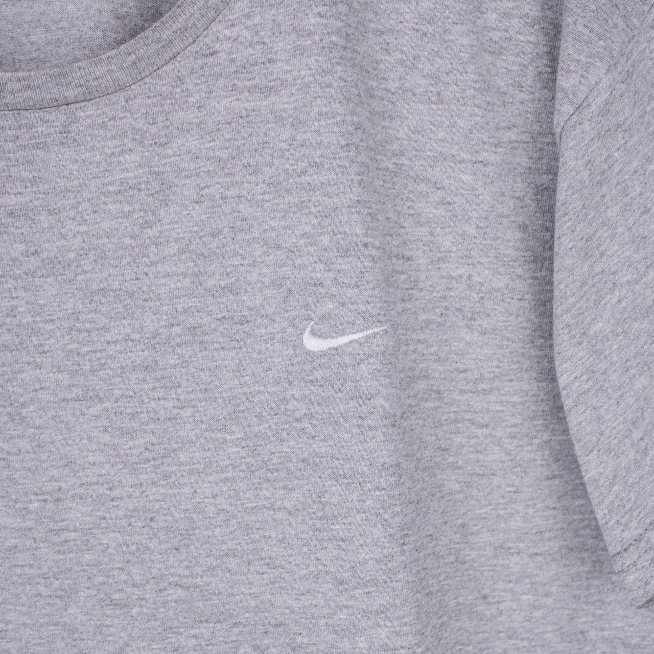 VINTAGE NIKE T-SHIRT - L
