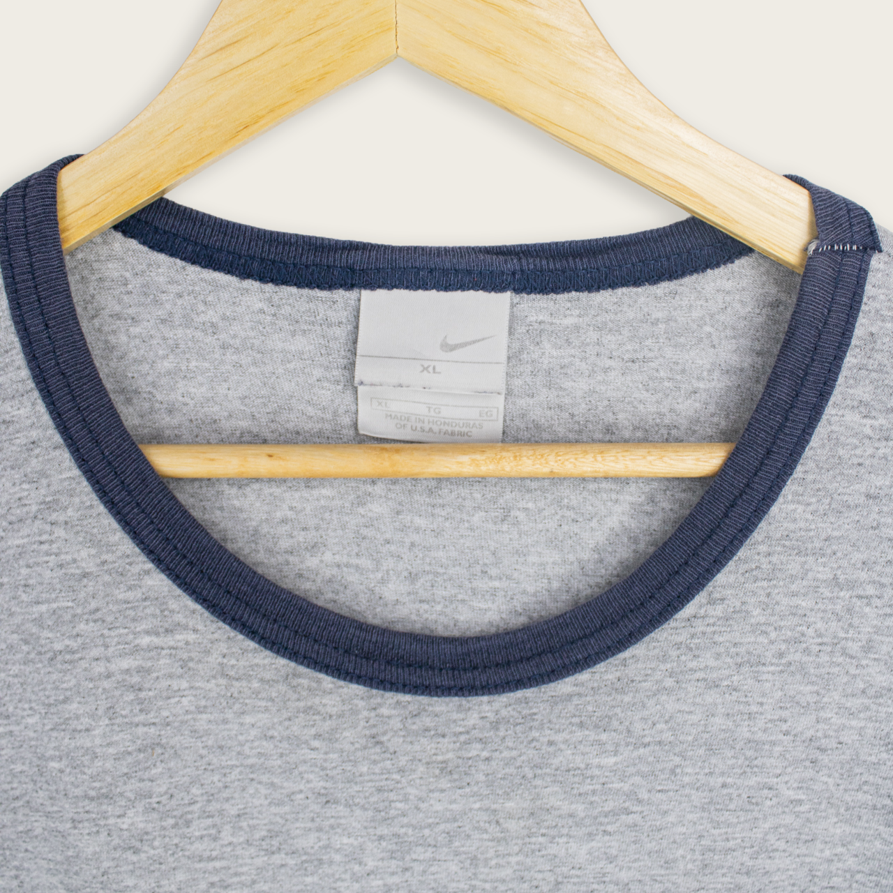 VINTAGE NIKE T-SHIRT - XL