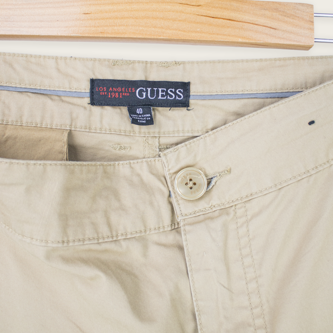 00's GUESS CARGO SHORTS - 40"
