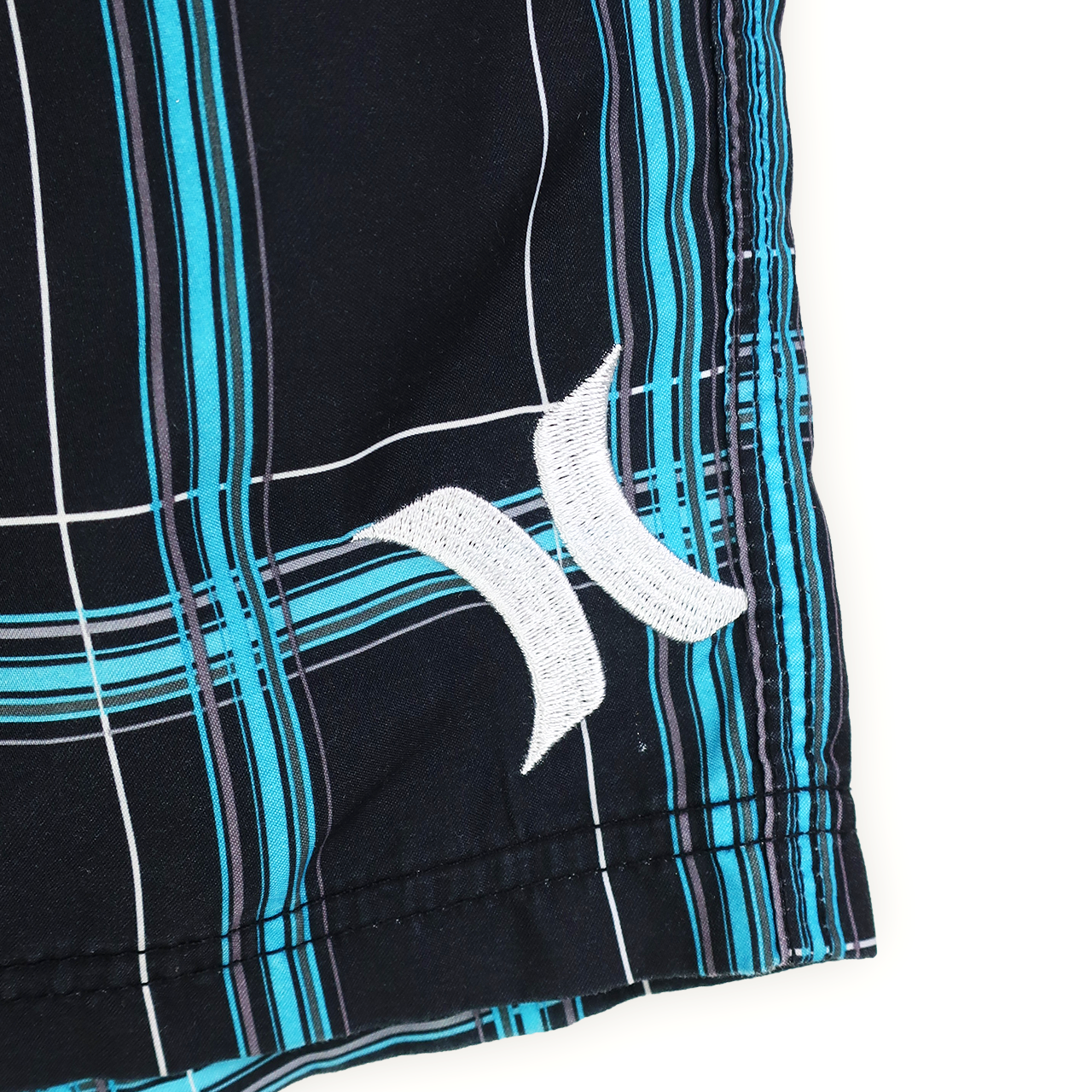 VINTAGE HURLEY BOARD SHORTS - 34"