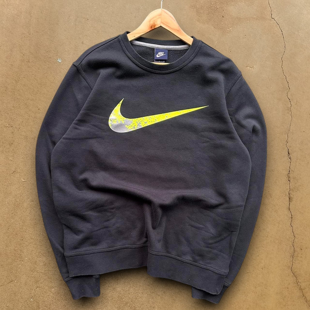 VINTAGE NIKE SWEATER - L
